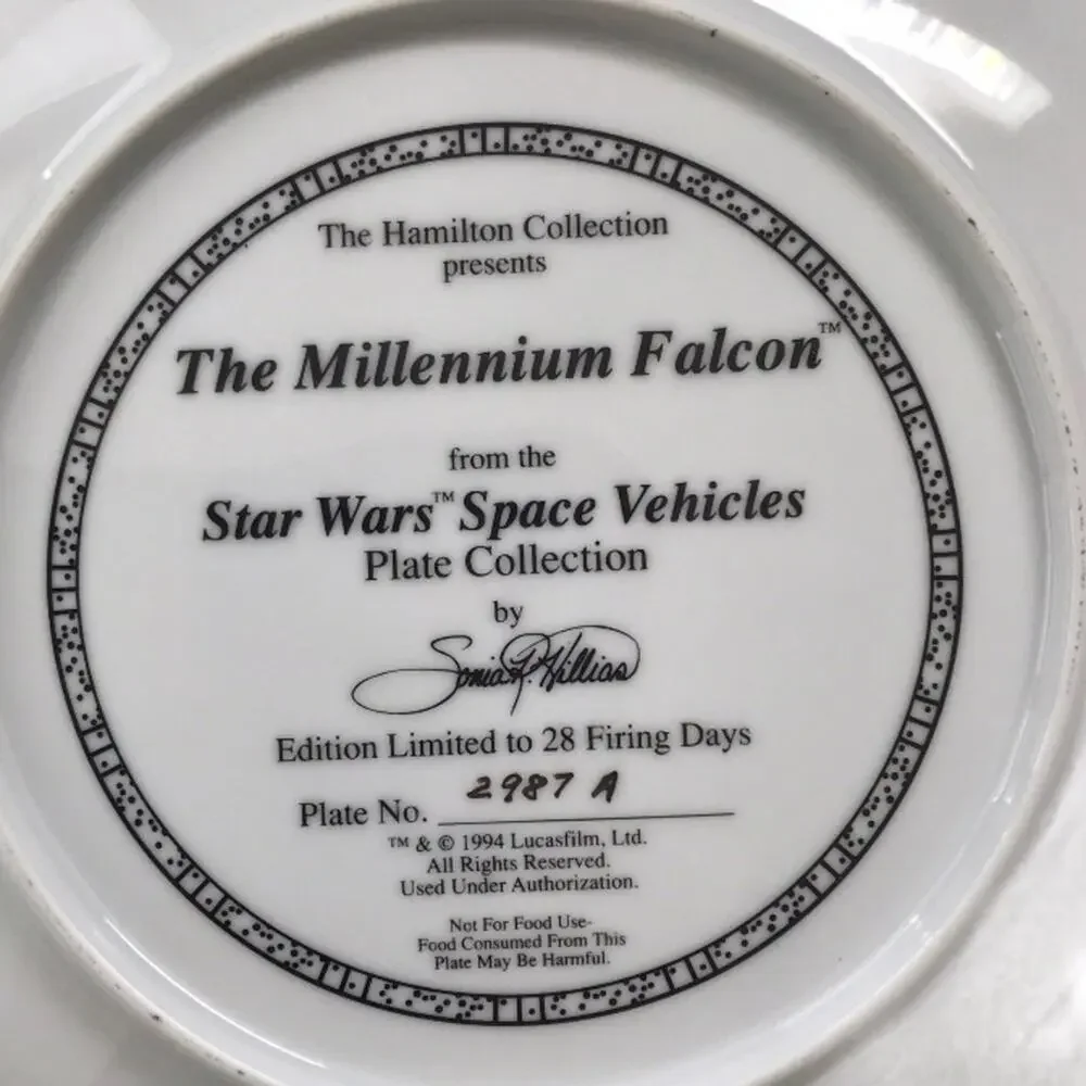 Star Wars Millennium Falcon Plate Vintage Hamilton Collection w/Box